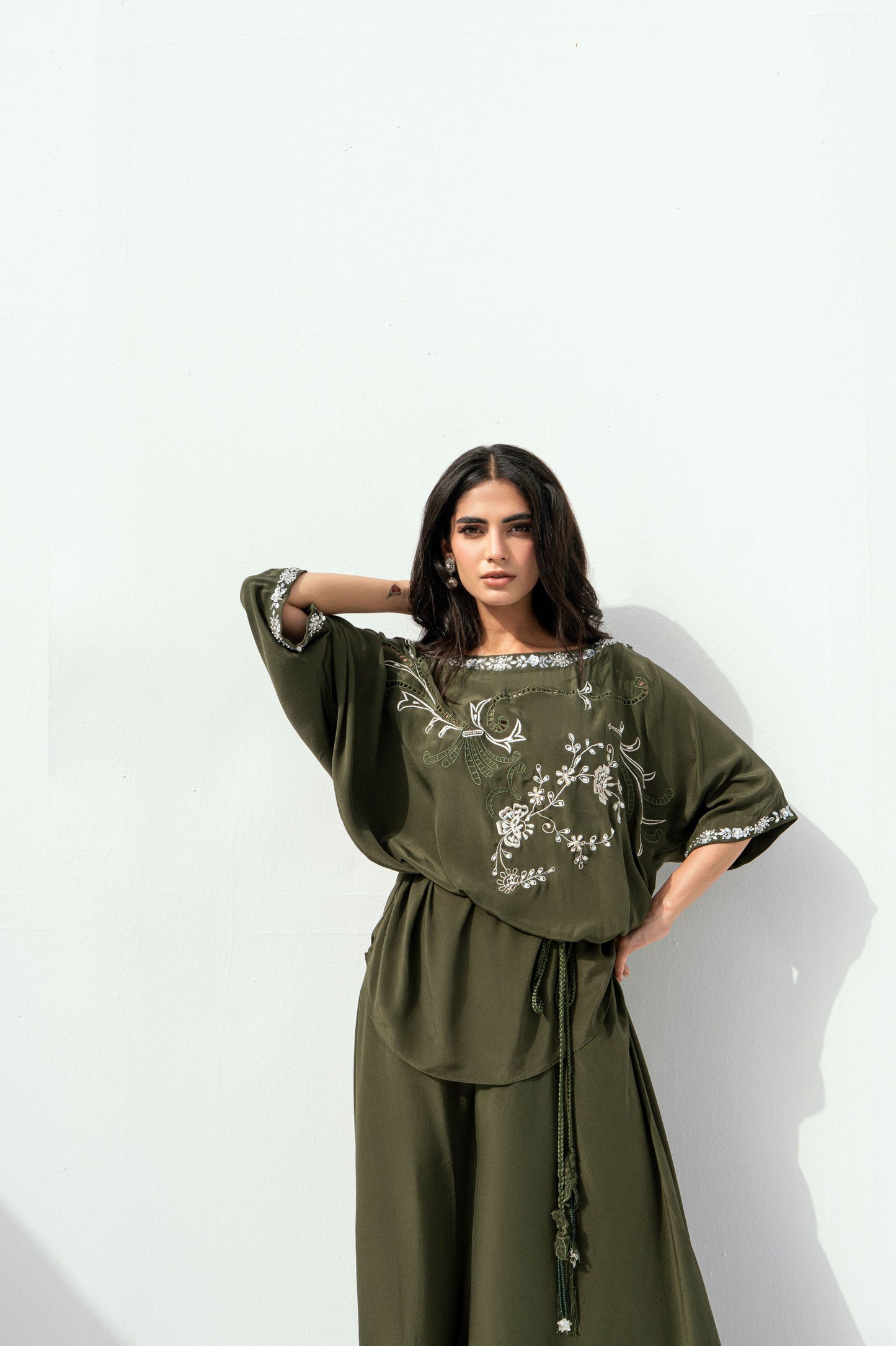 FARAH ZUBAIR - Shajar