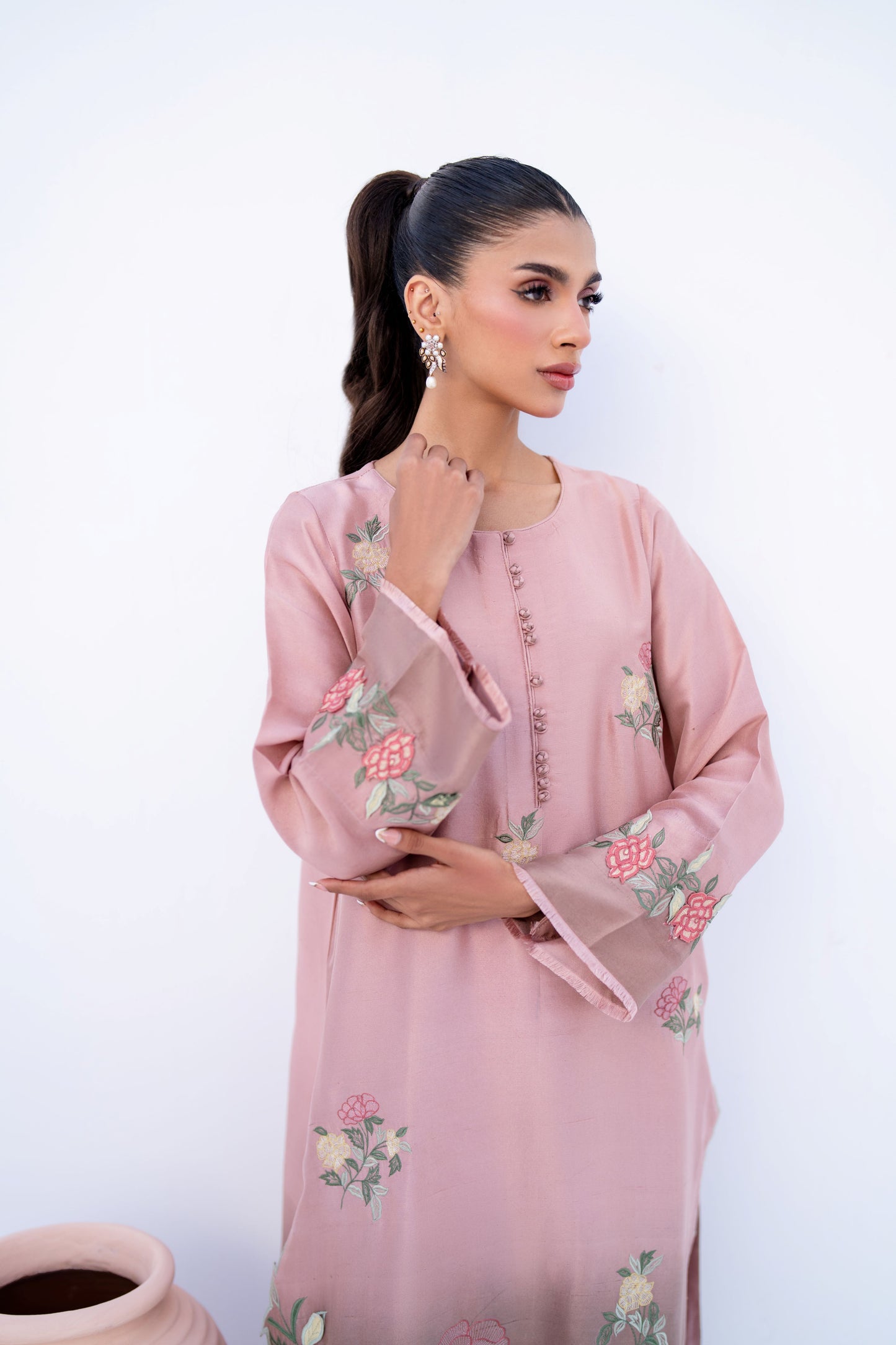 KOMAL LAKHANI - Raaha Gizri Shaded Pink/Brown