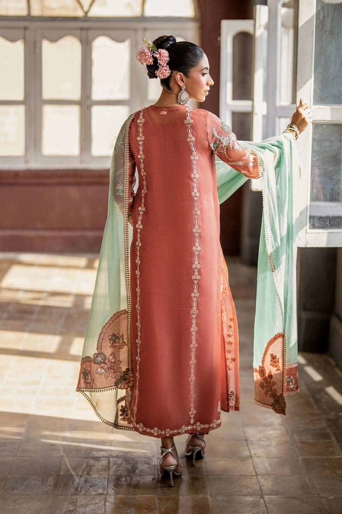 ZURI BY ZAINAB - Meeta