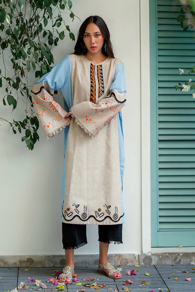 SUMAIRA KHANANI - Aura
