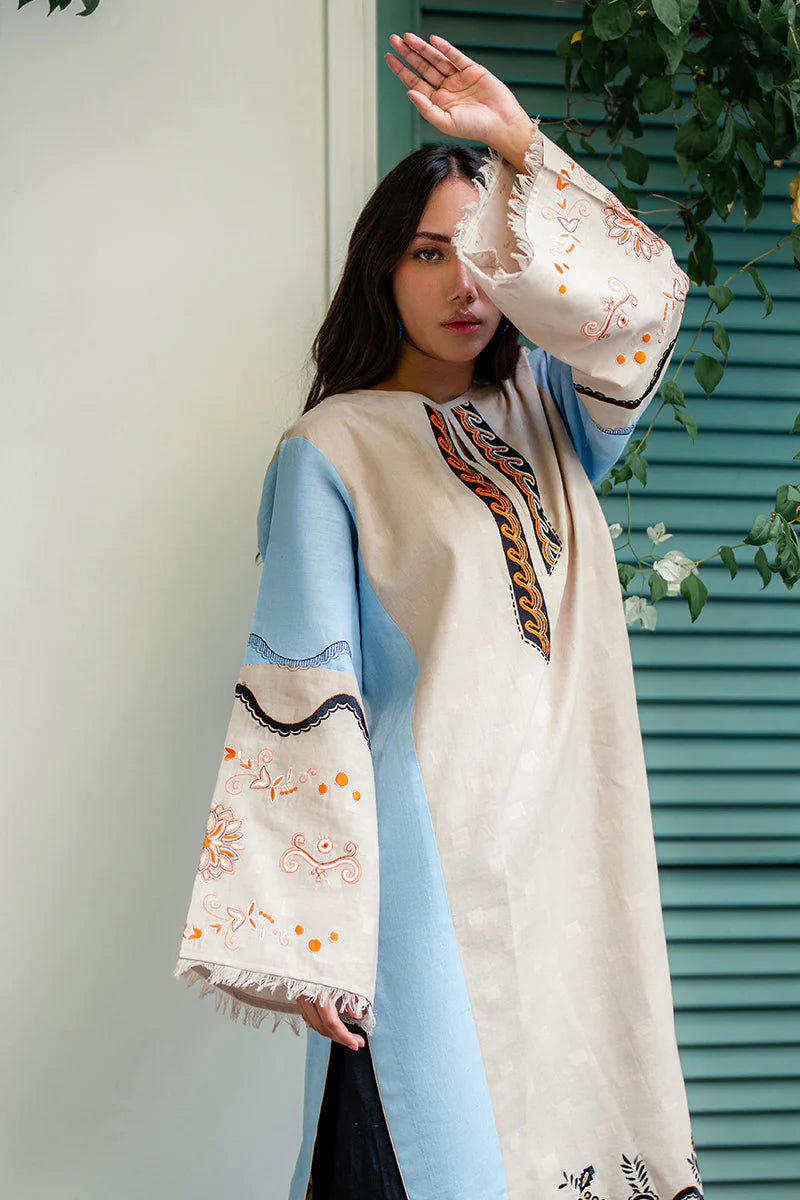SUMAIRA KHANANI - Aura