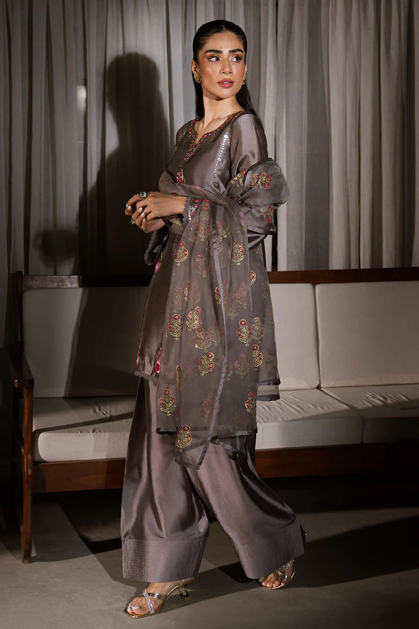 Zona Shaham - Meena (Farshi Shalwar)