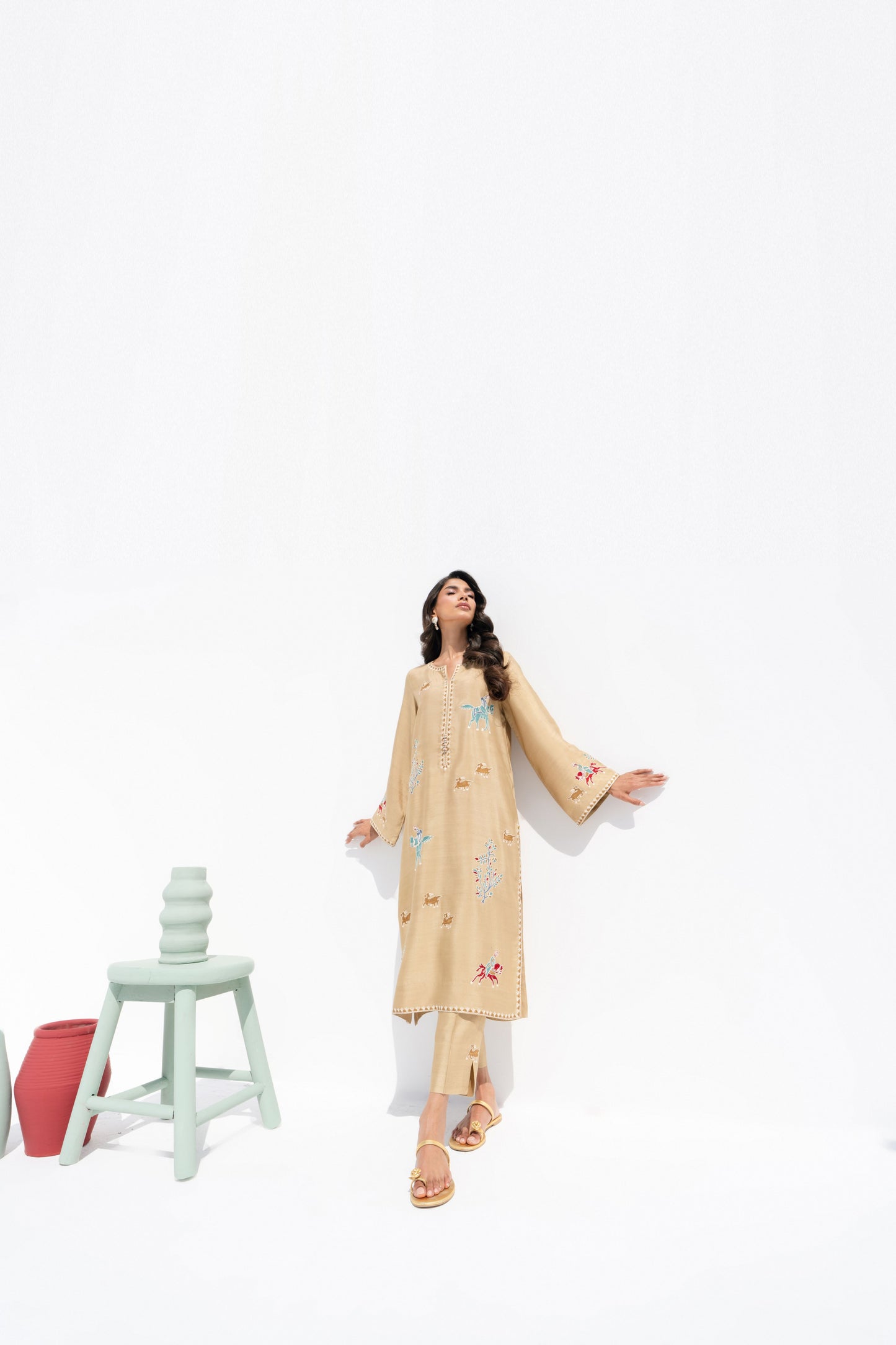 KOMAL LAKHANI - Raaha Beige Animal Ariwok