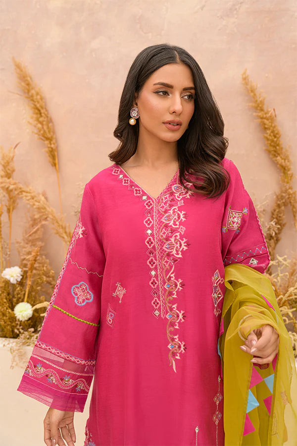 RIMSHA SHAIKHANI - AMRAH pink