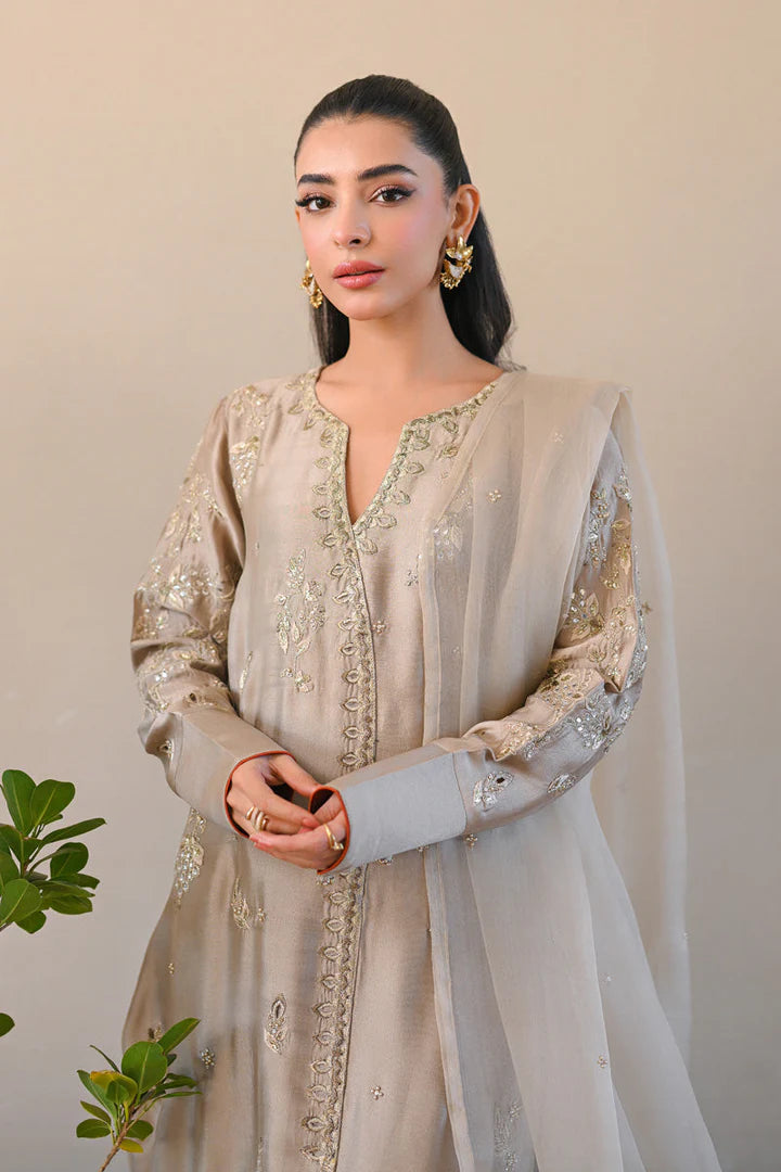 HUE PRET - Leena