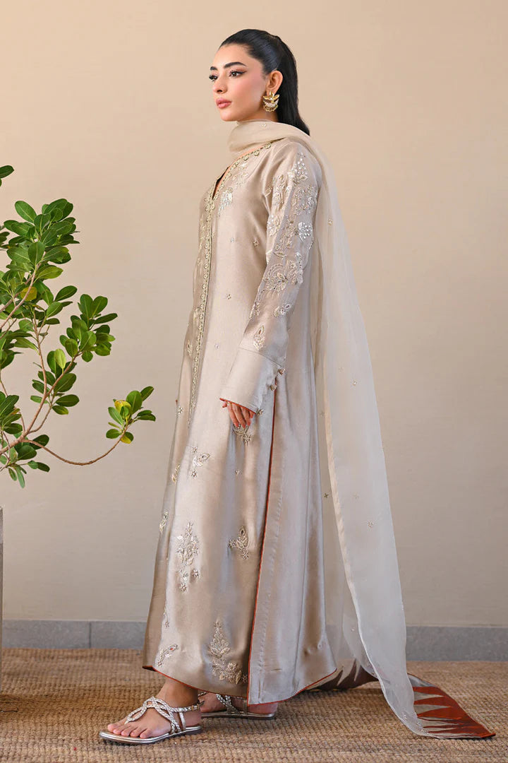 HUE PRET - Leena