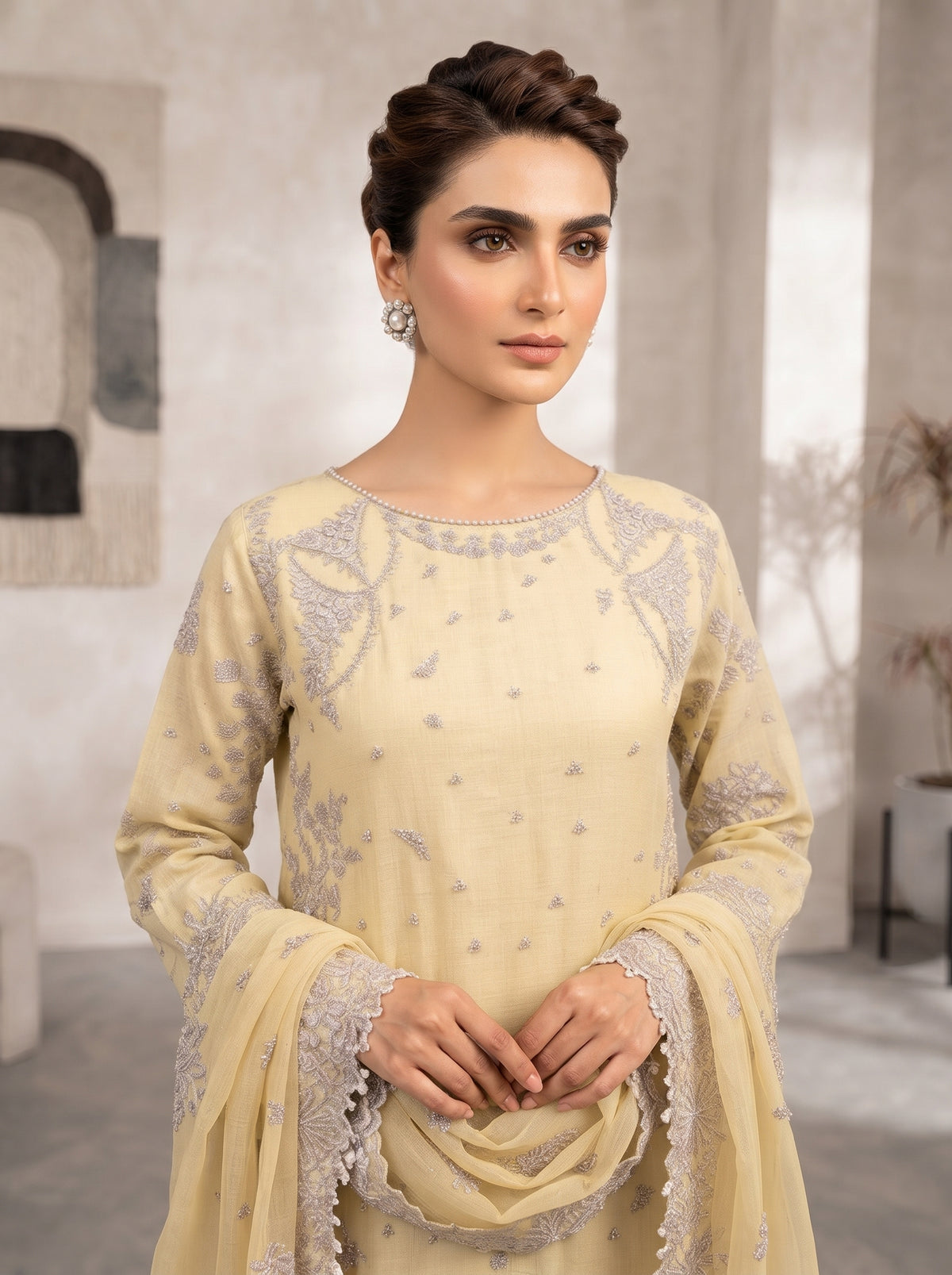 THREADS AND MOTIFS-Yellow heavy set 3 pc