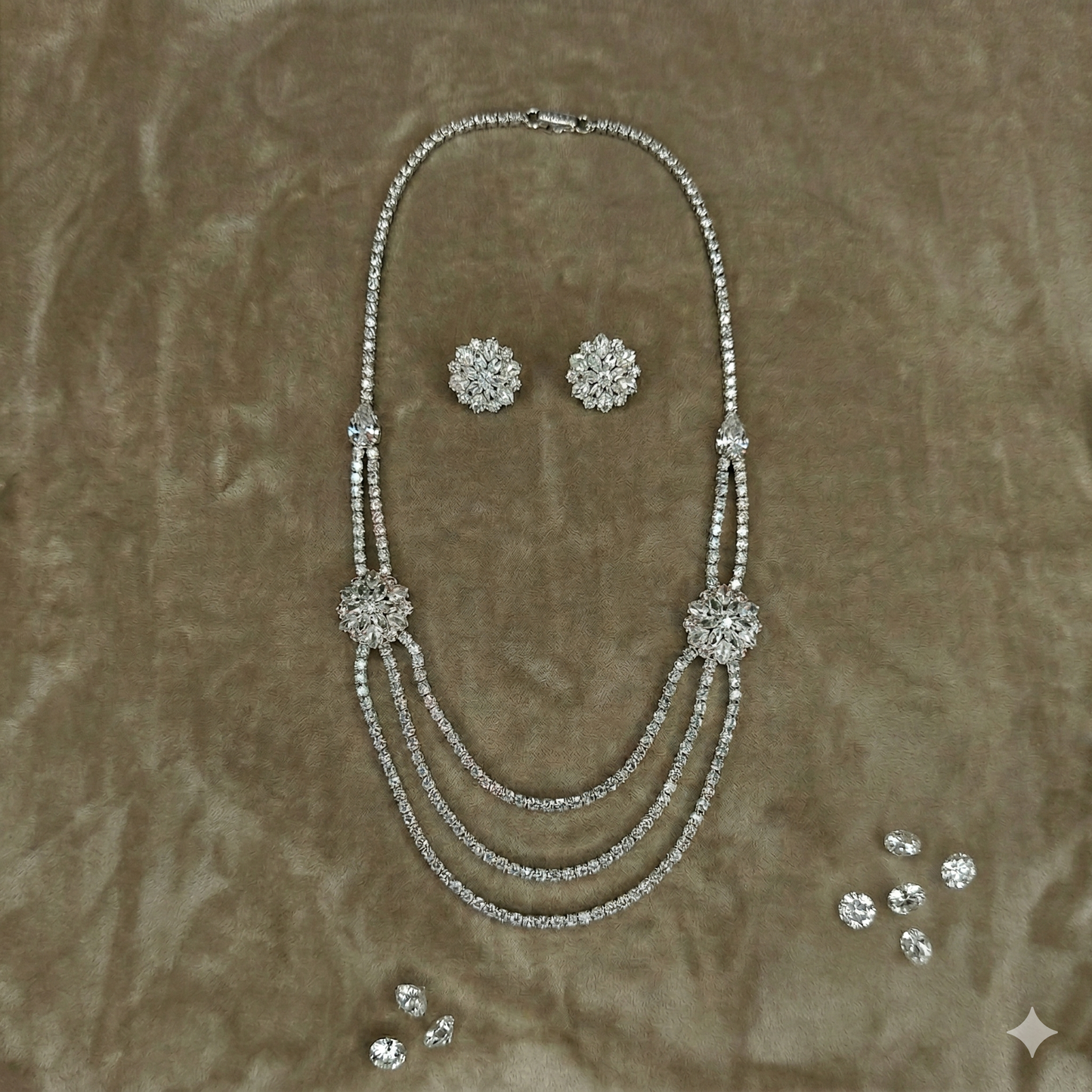 ZAHEEN KAMRAN - Silver Set
