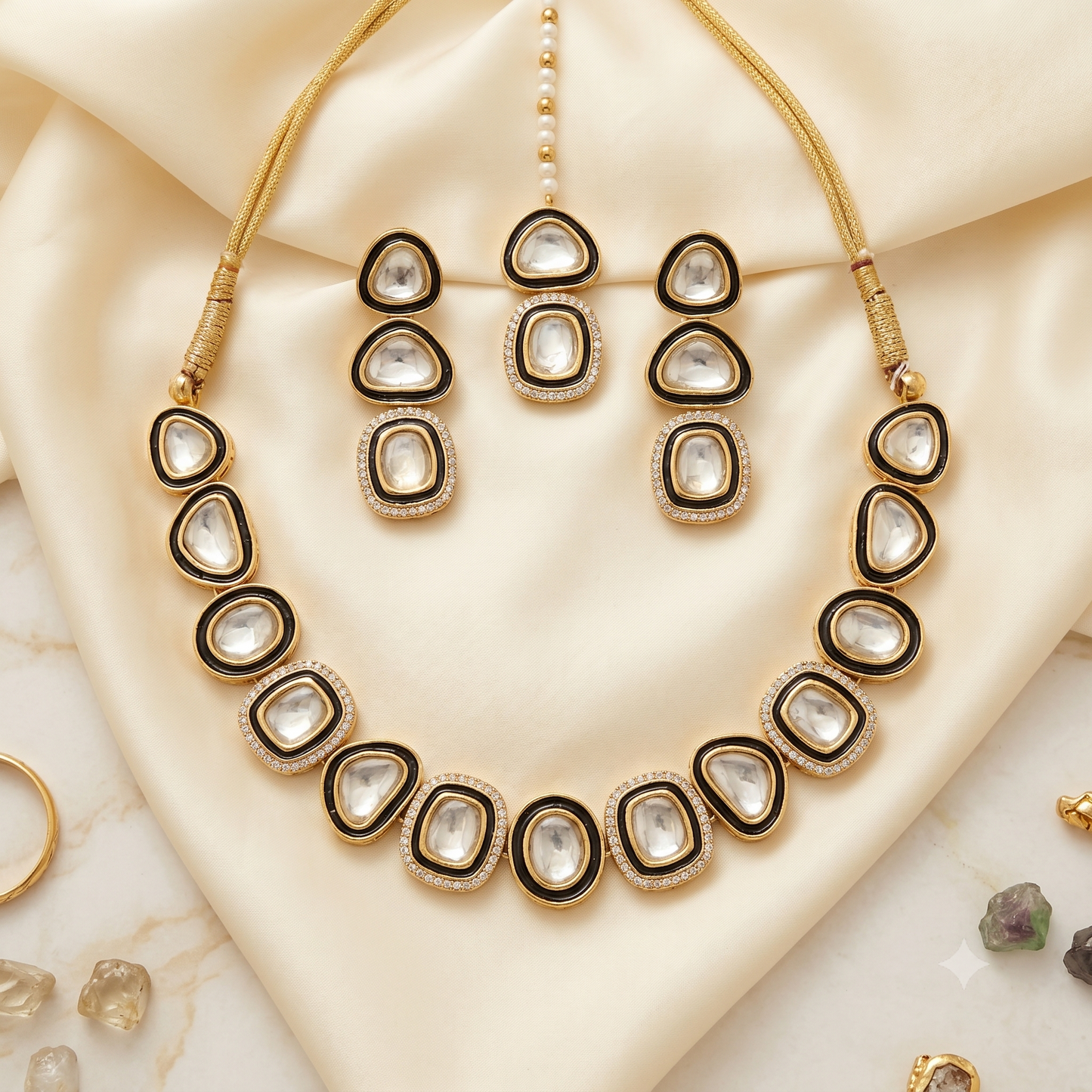 ZAHEEN KAMRAN Jewelry set