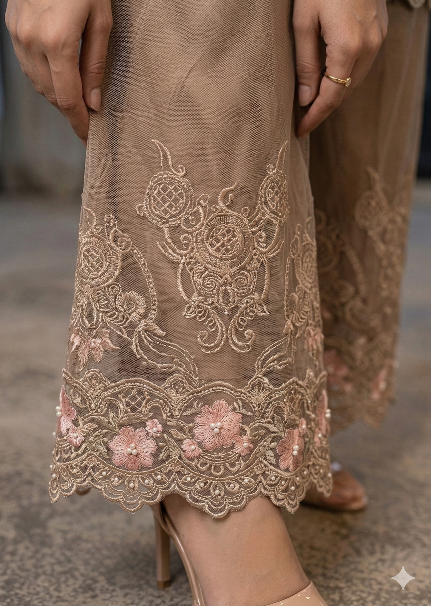 THREADS AND MOTIFS - Rosewood available in sleeveless