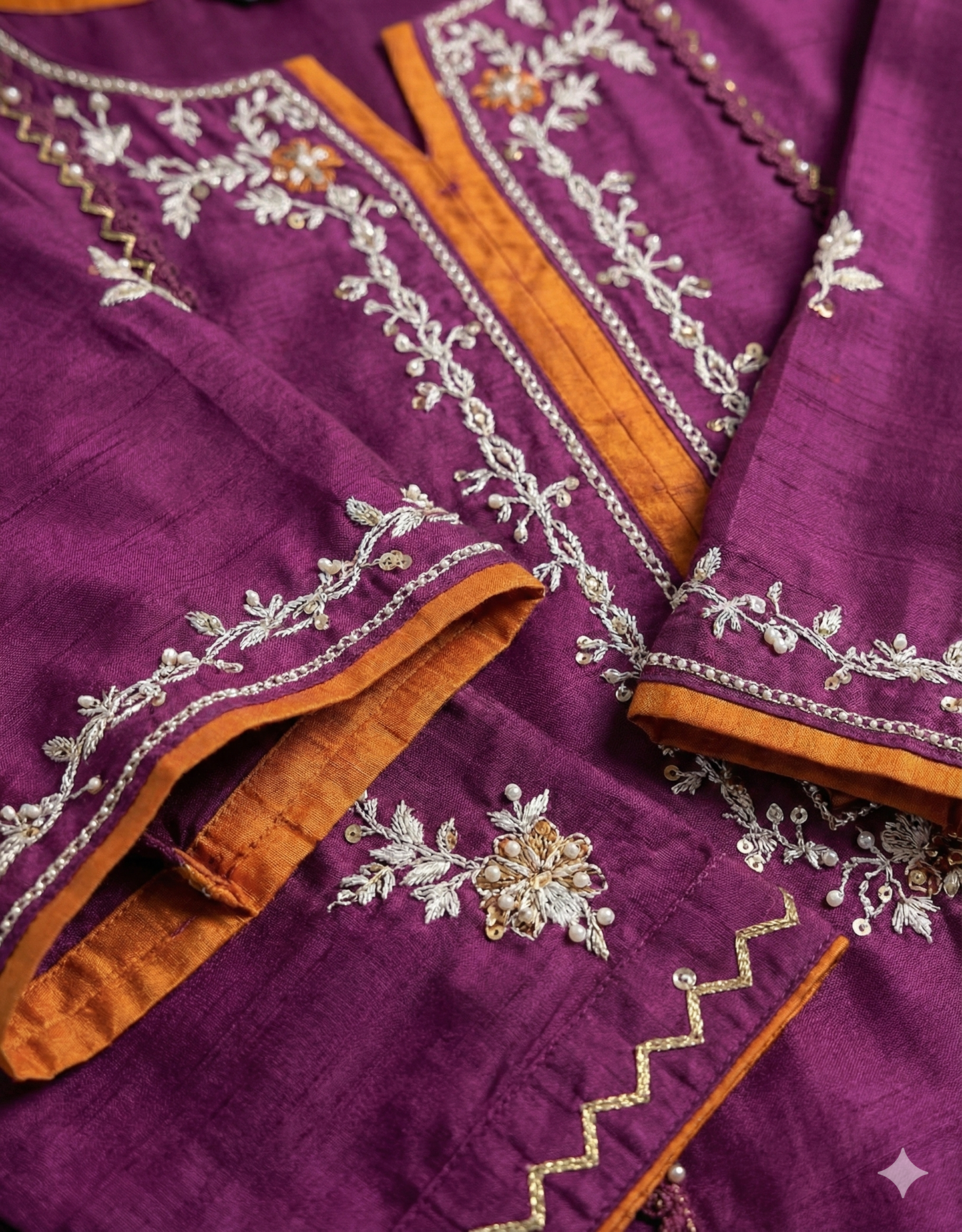 FARAH ZUBAIR - Magenta Rawsilk