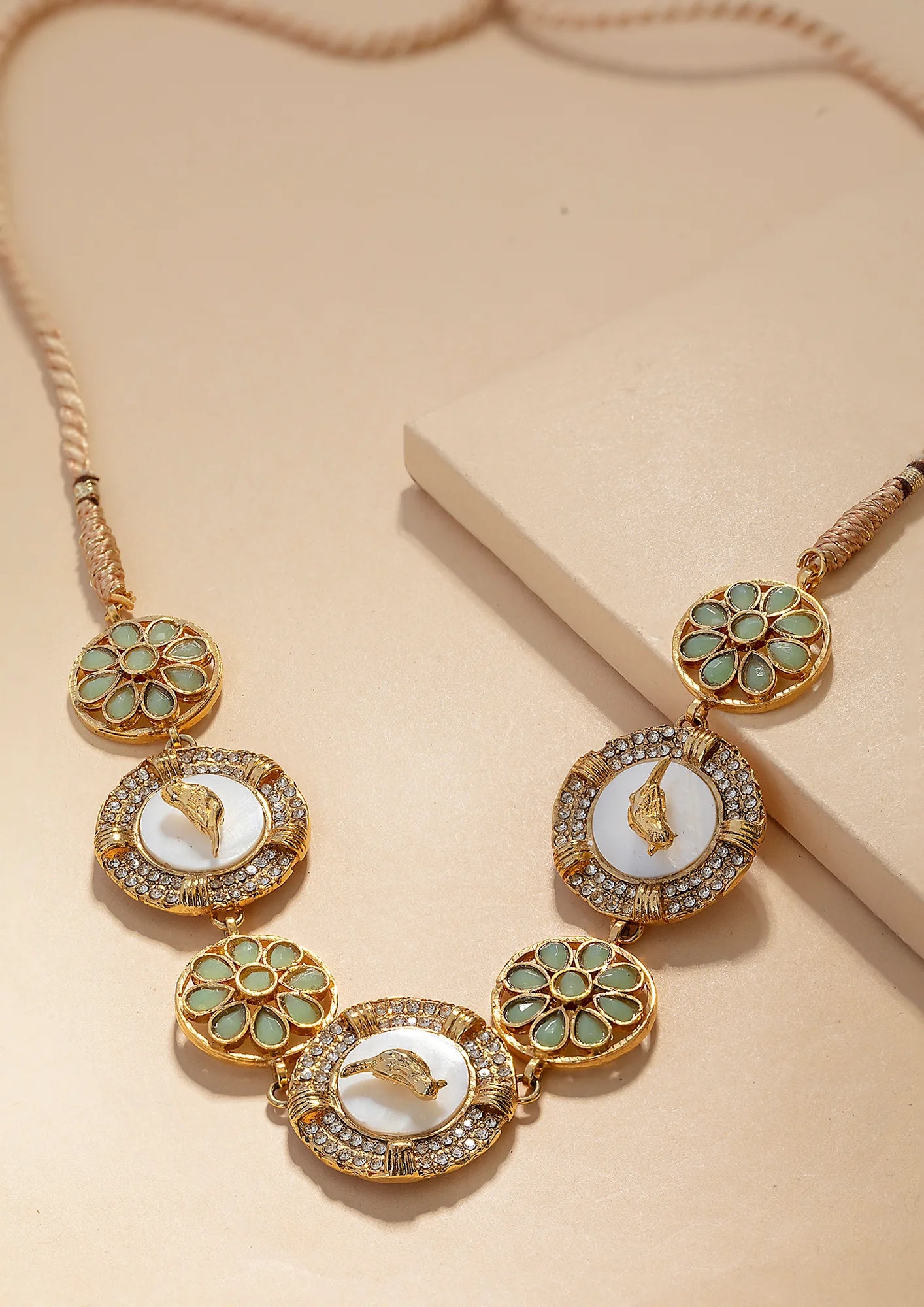 ESFIR - Legend Choker