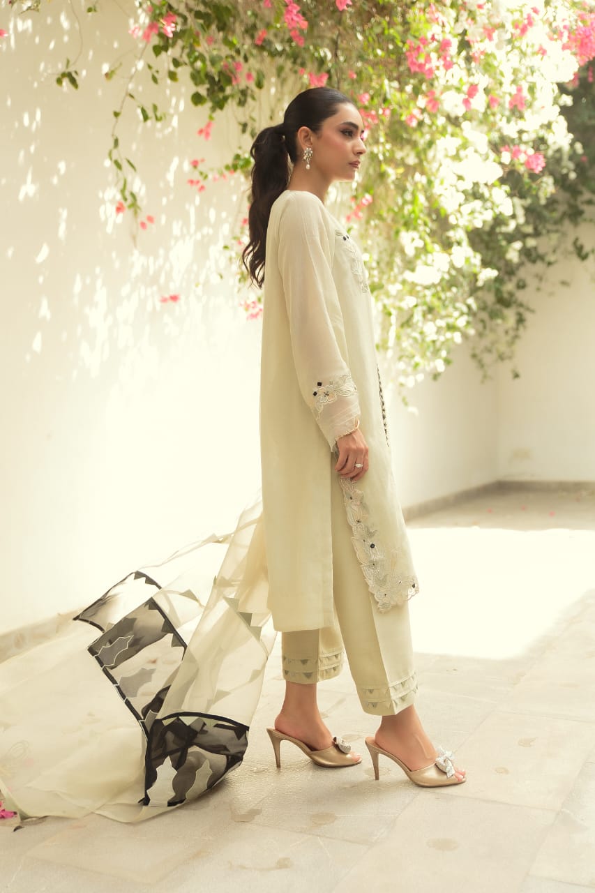 KOMAL LAKHANI - Reyah Gizri Yellow Kora Cotton