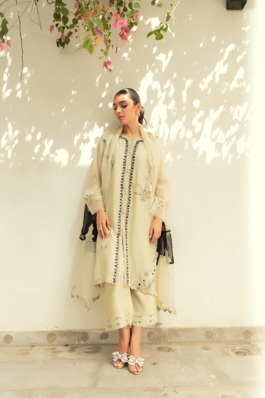 KOMAL LAKHANI - Reyah Gizri Yellow Kora Cotton