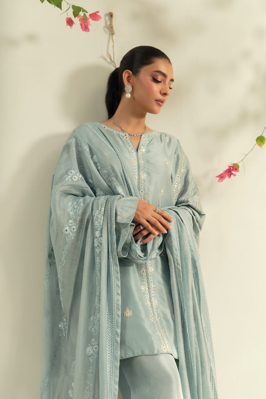 KOMAL LAKHANI - Reyah Light Blue Imran Sleeve Kamdani