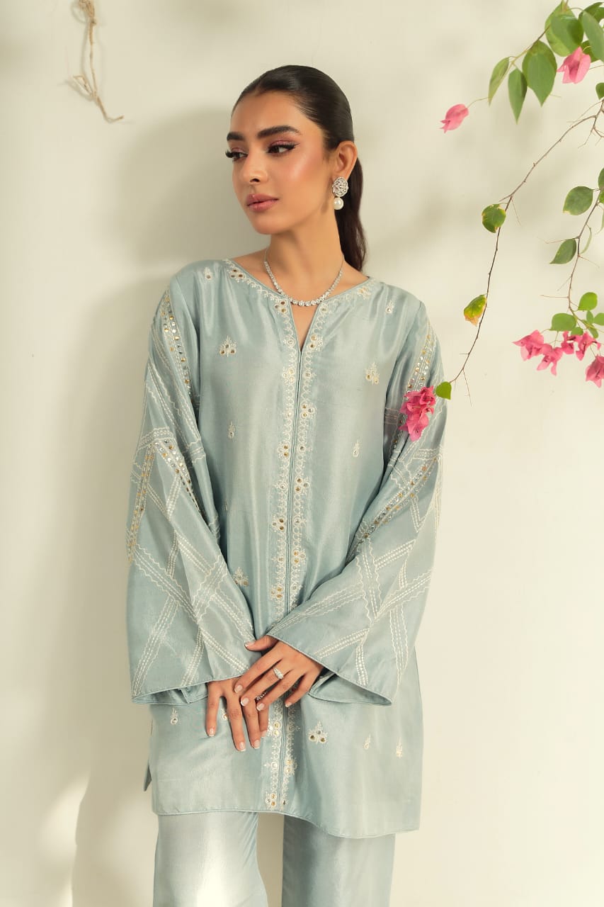 KOMAL LAKHANI - Reyah Light Blue Imran Sleeve Kamdani