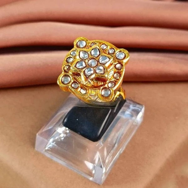 ZAHEEN KAMRAN - Kundan Ring