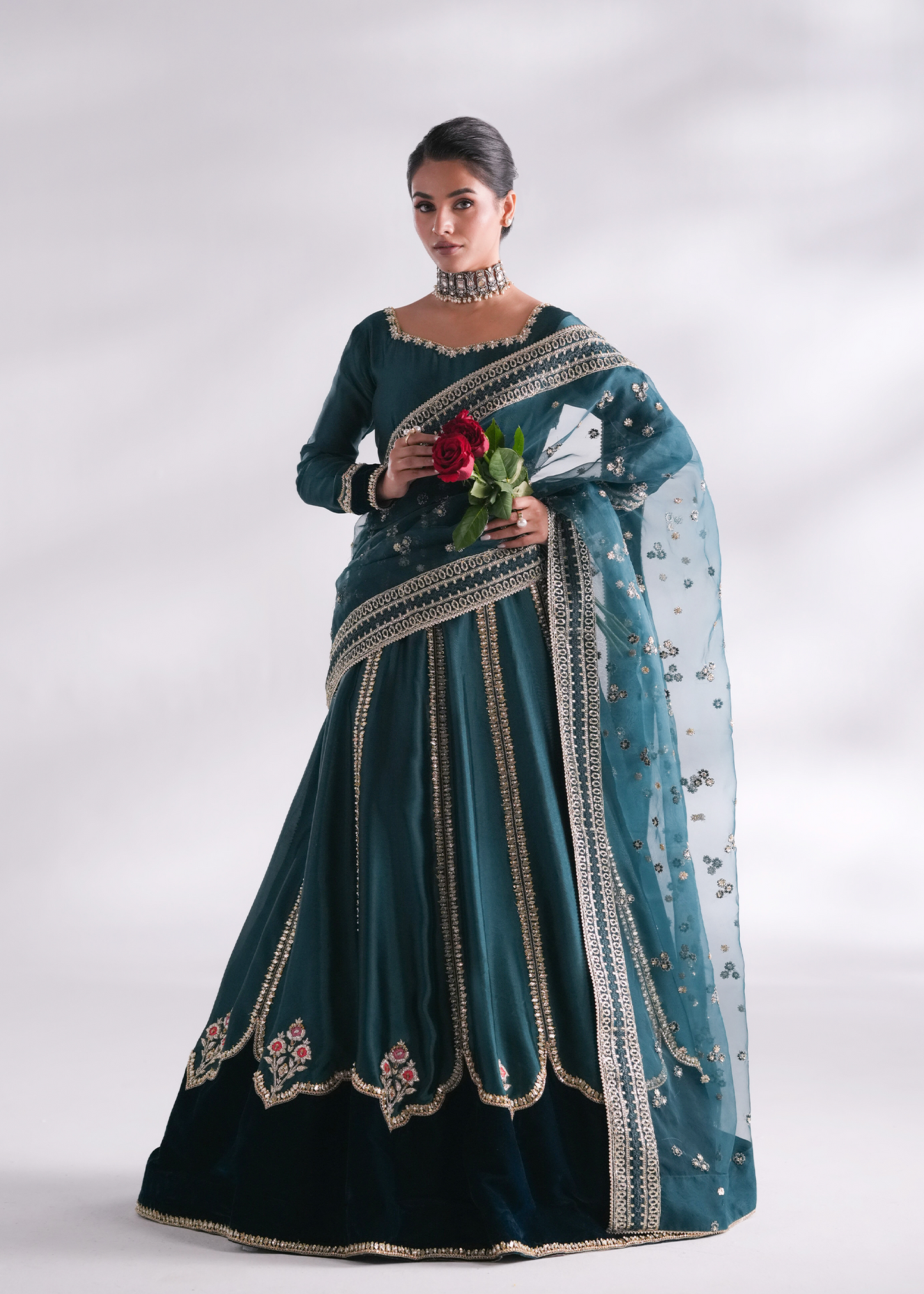 MEHAK YAQOOB COUTURE - Zircone