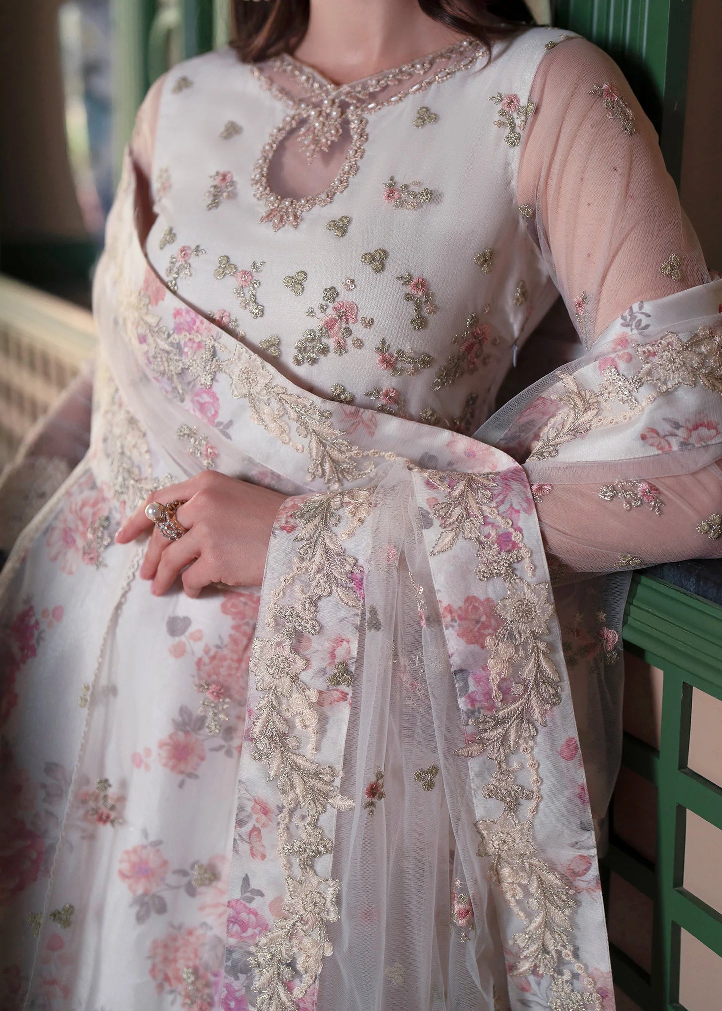 MEHAK YAQOOB QOUTURE- KIARA