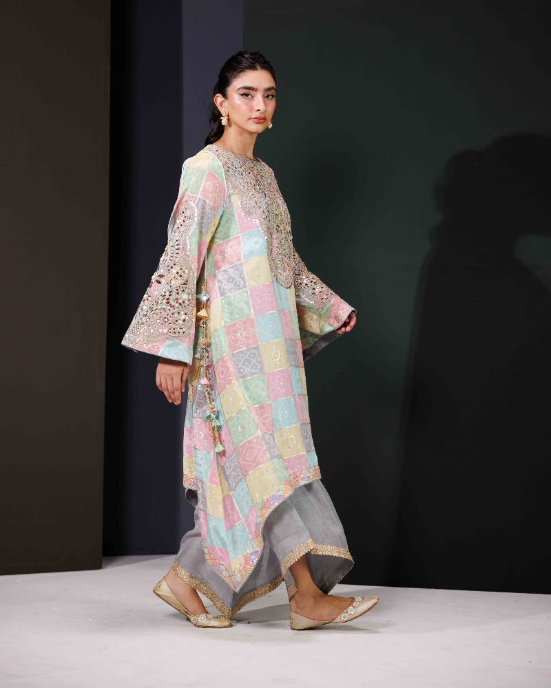 ALEENA FAREENA - Waniya