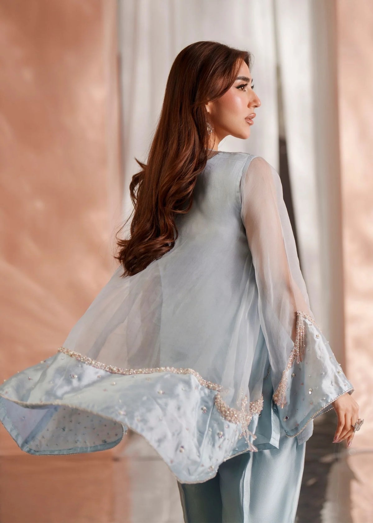 MEHAK YAQOOB COUTURE- Aura