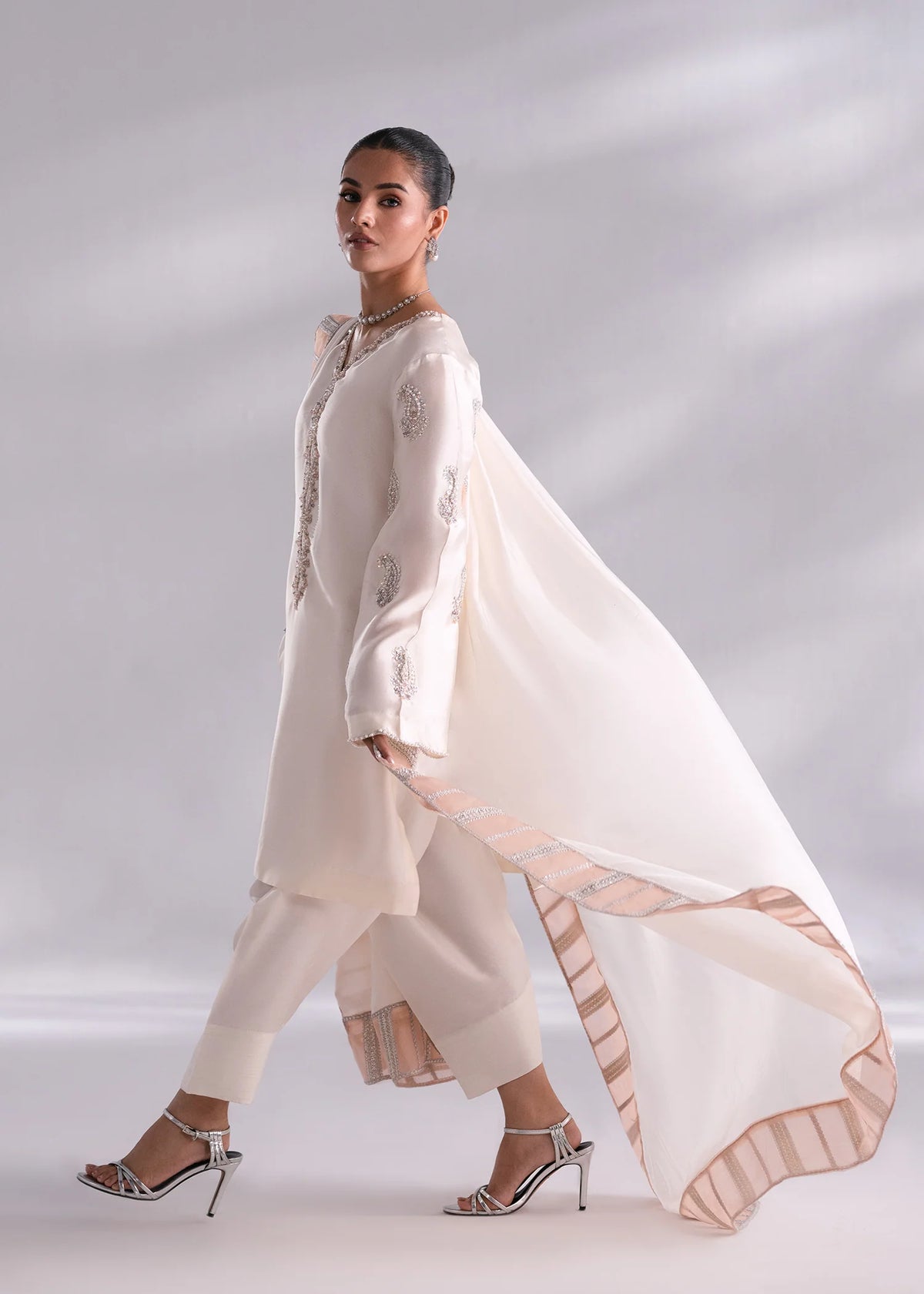 MEHAK YAQOOB COUTURE-Opal