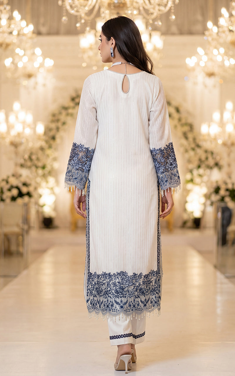 THREADS AND MOTIFS - White with blue embroidered