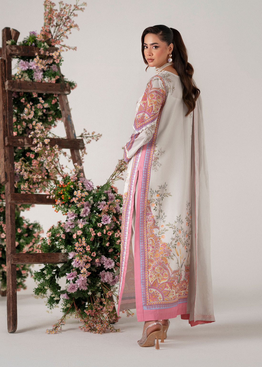 Mehak Yaqoob - Bellina