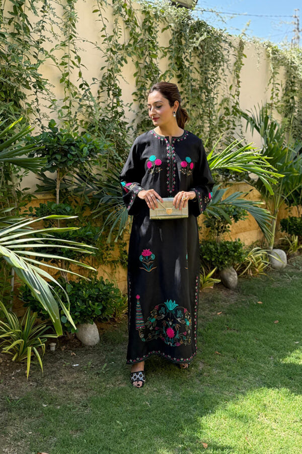 AMNA IQBAL - Black Embroidered Kaftan