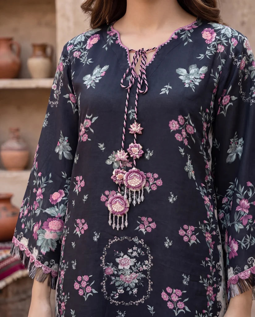 THREADS AND MOTIFS-Fleur Noire kaftan
