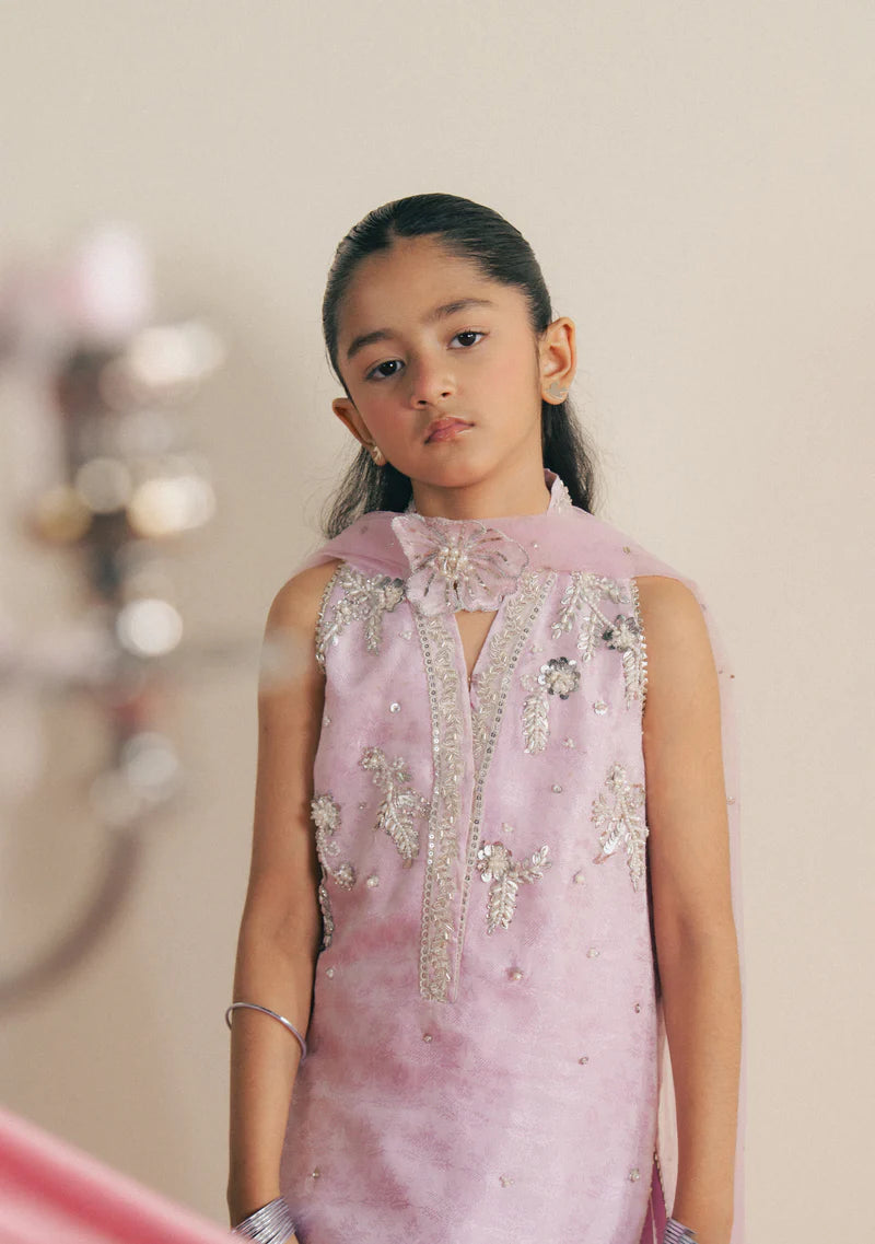 ZAINAB ZULFIQAR - Lila Kids