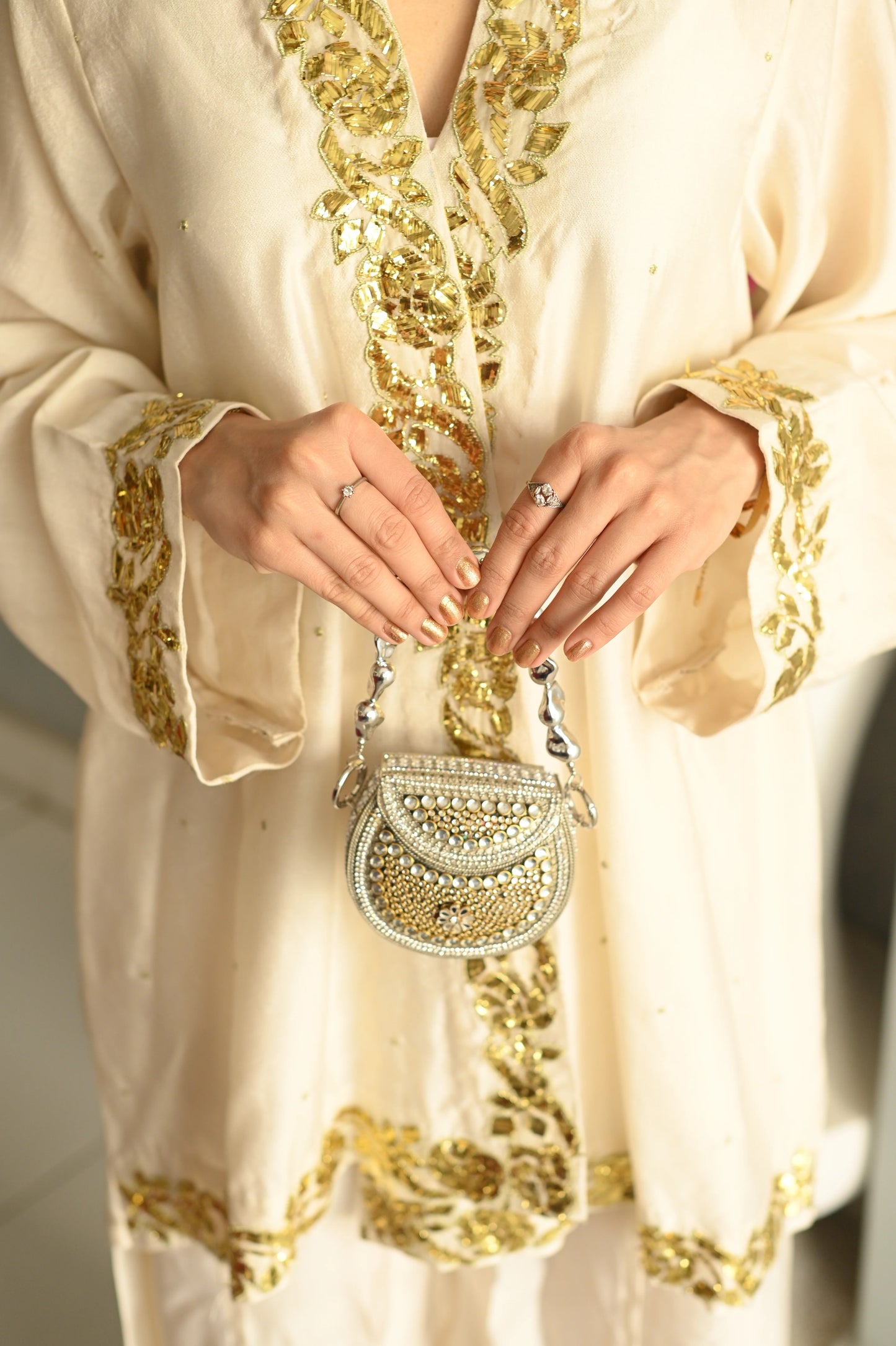 Wajeeha Ansari - Ronaq