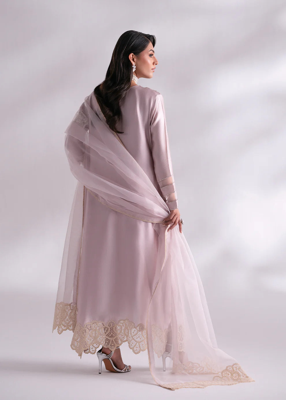 Mehak Yaqoob Couture - Flourite