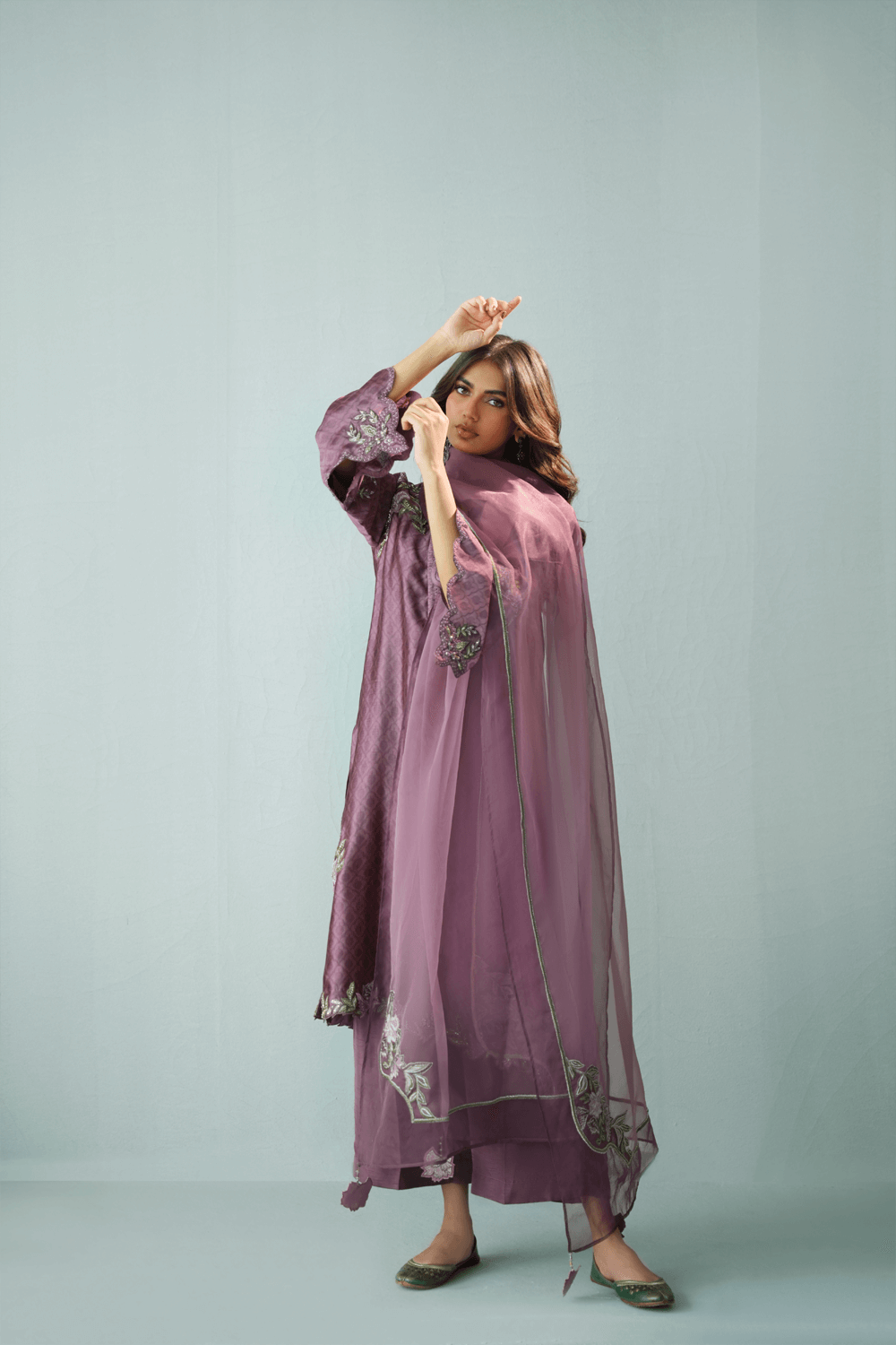 KARISHMA TALREJA - Mauve