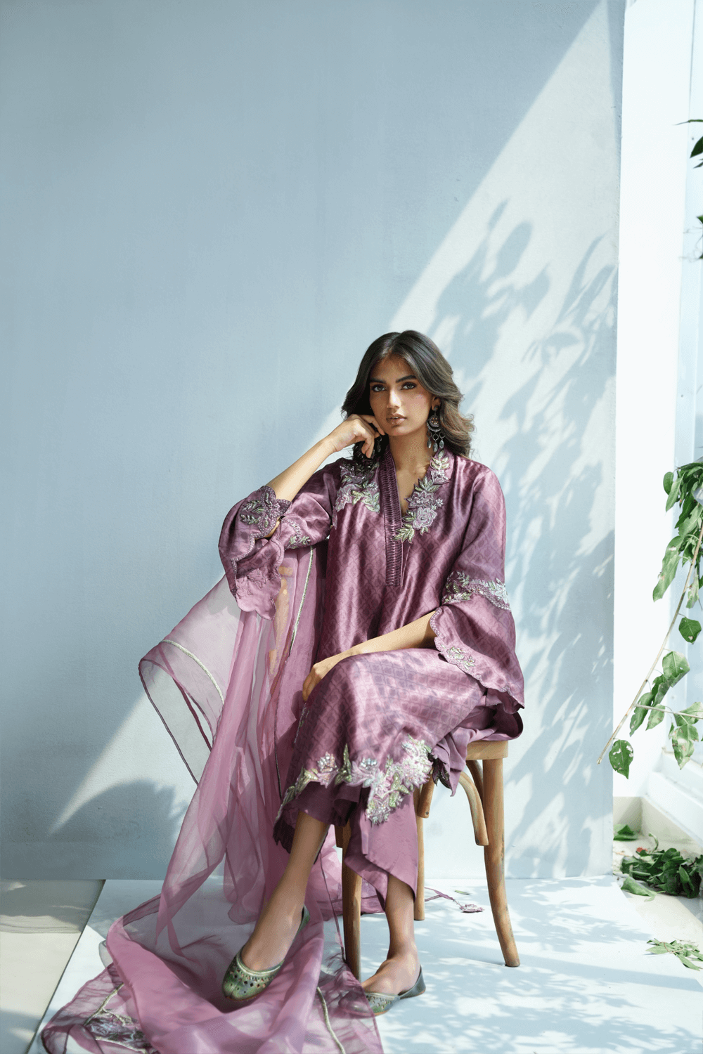 KARISHMA TALREJA - Mauve