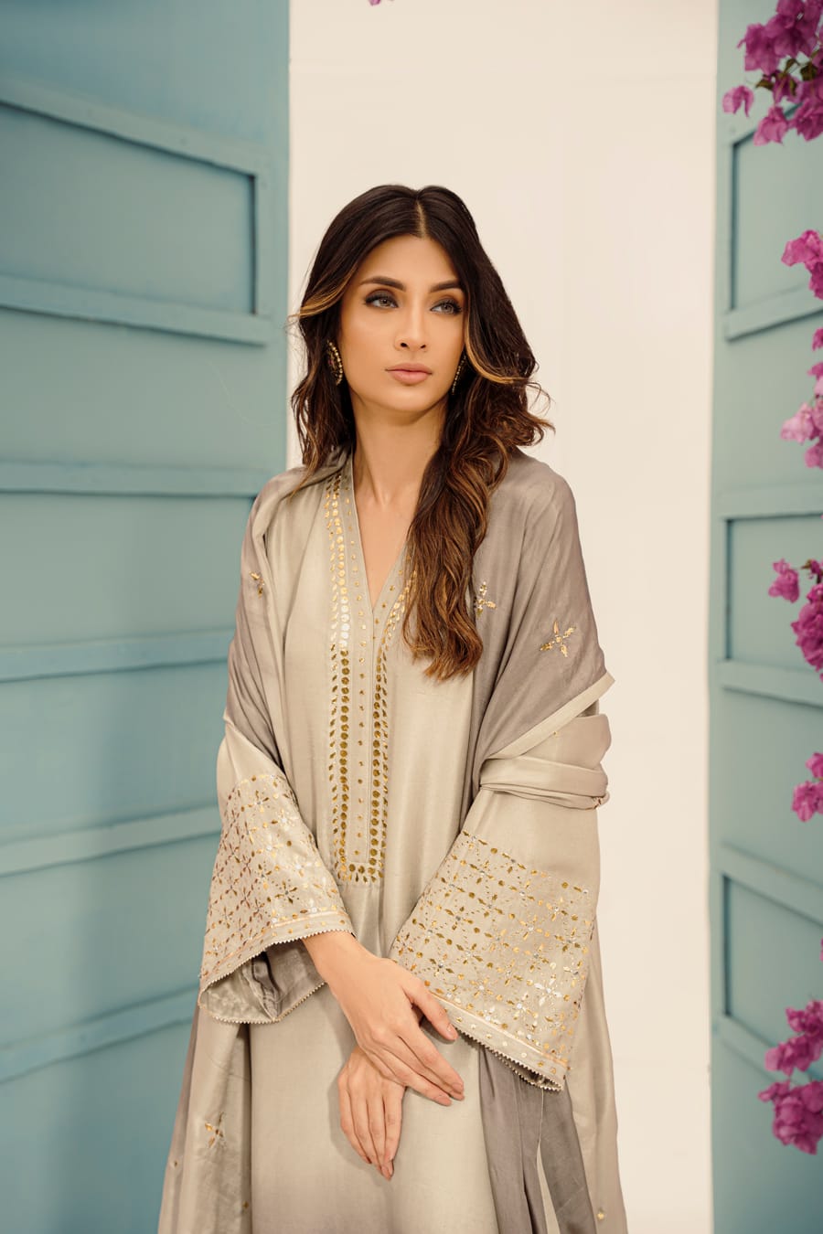 KOMAL LAKHANI- Gray Ombre Kamdani