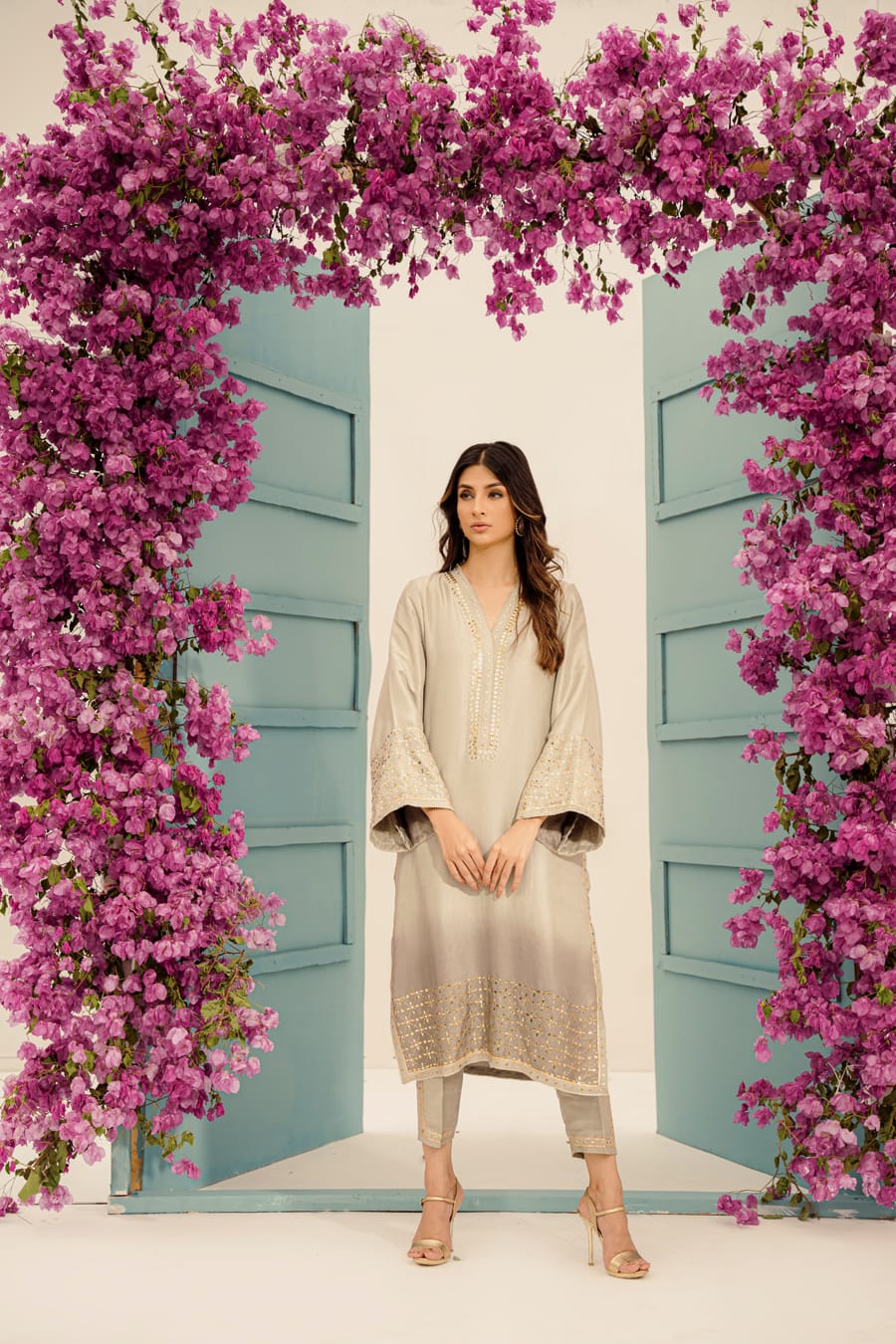 KOMAL LAKHANI- Gray Ombre Kamdani