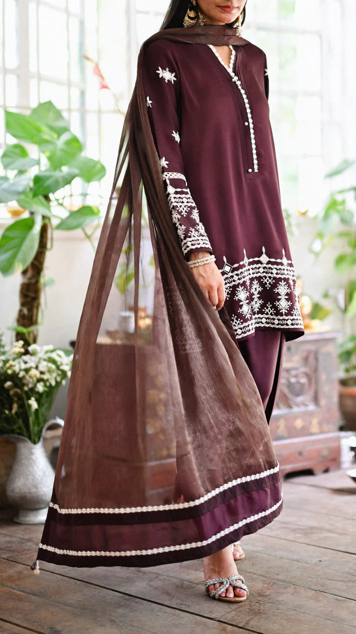 ZAH STUDIO - Rayna Burgundy