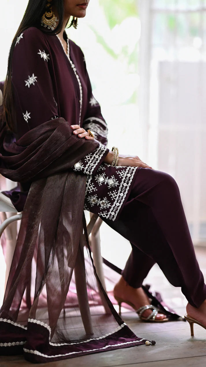 ZAH STUDIO - Rayna Burgundy