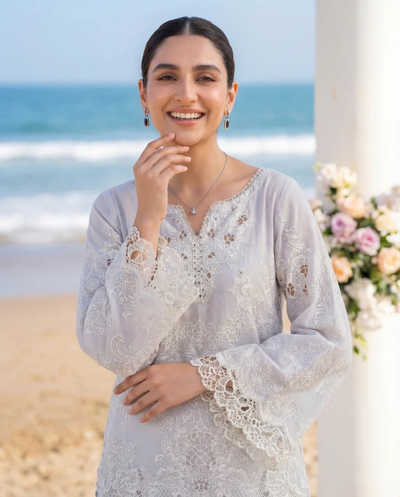 THREADS AND MOTIFS - Luminous Shoreline