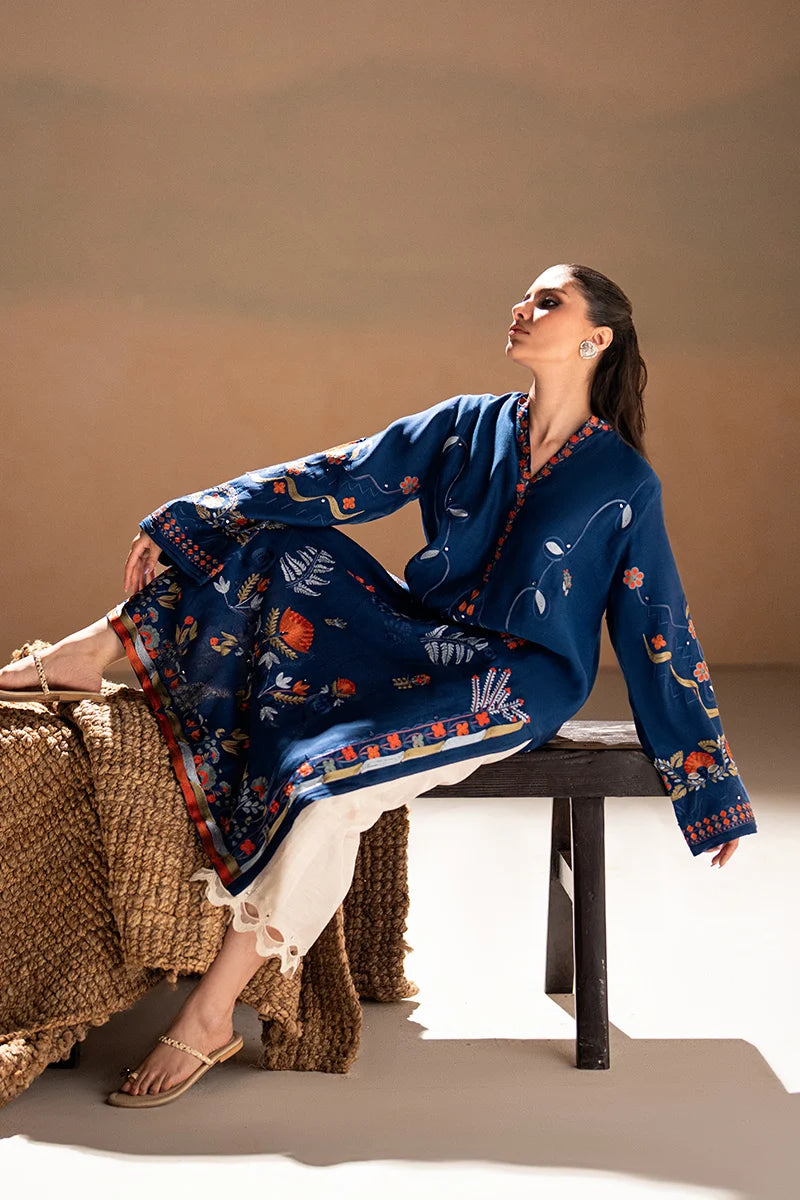 SUMAIRA KHANANI- Tia