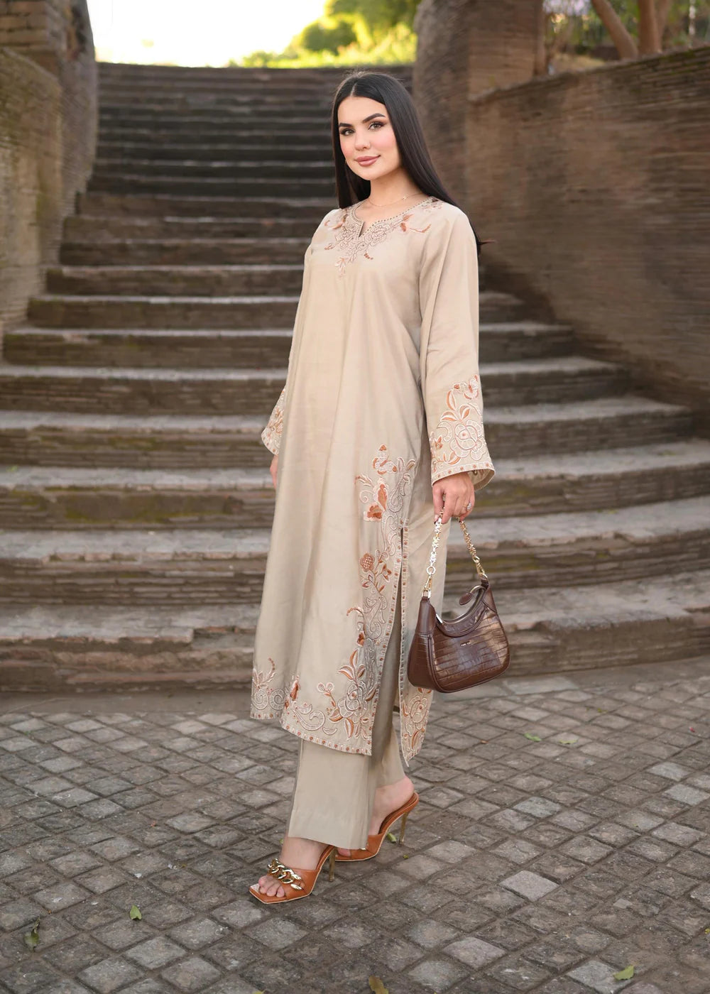 HOUSE OF UMSHA - Soft Dune