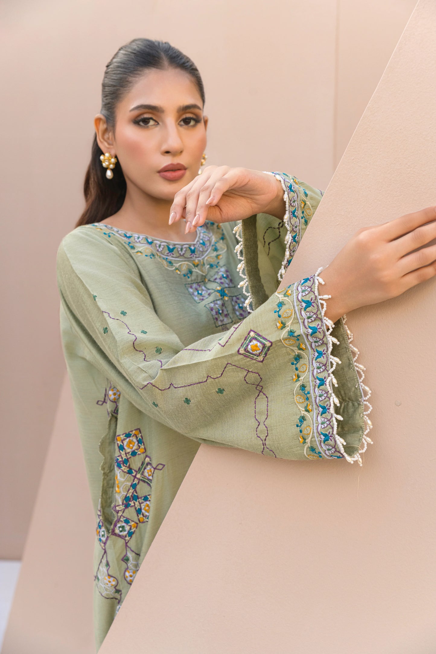 RIMSHA SHAIKHANI - Sabza Top