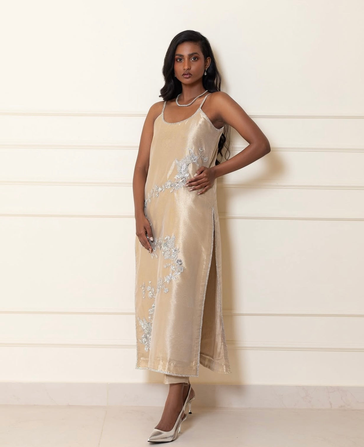 UMA DARA - Vani