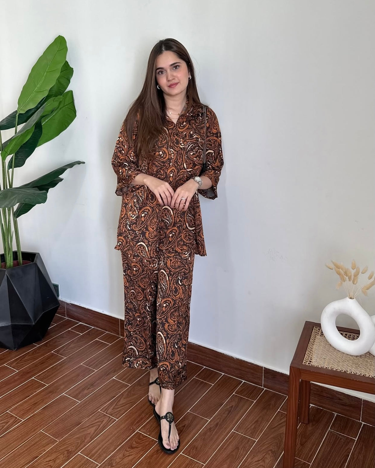 AMNA IQBAL - Brown Paisley