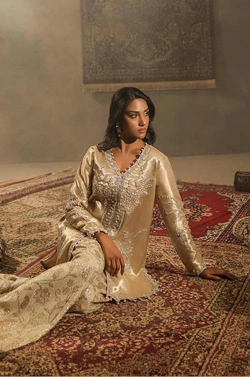 HAFSA MALIK - Sunglow Lama