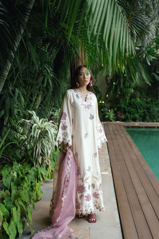 KARISHMA TALREJA - Topaz