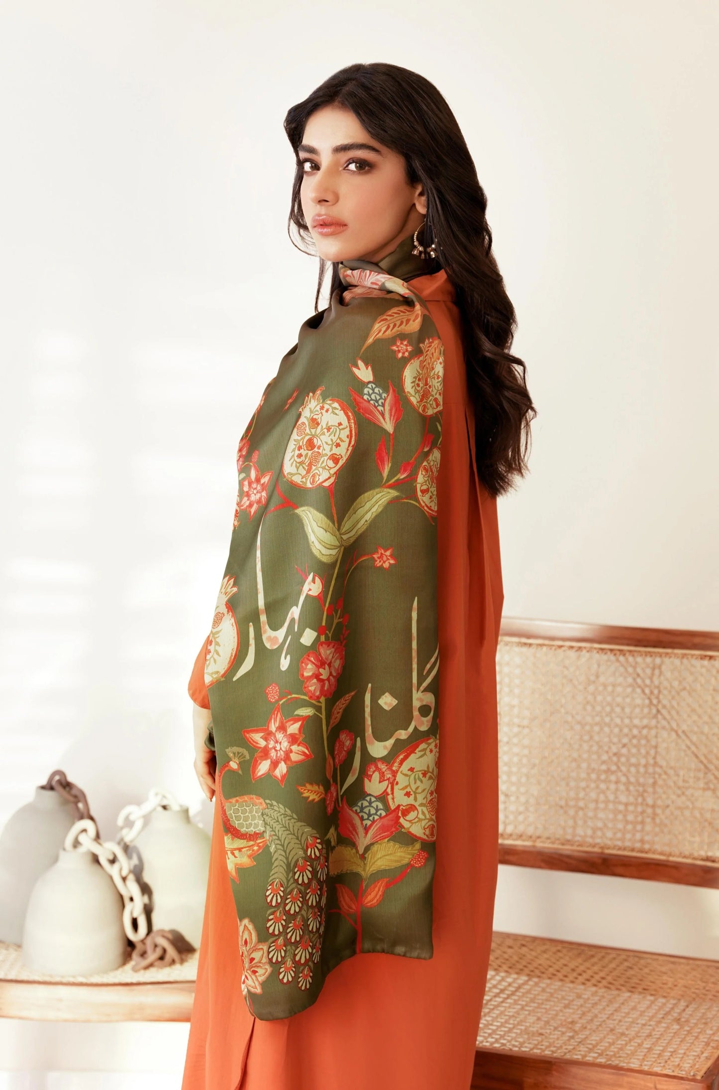 Manto - Gulnaar Fruit Flora Green Stole