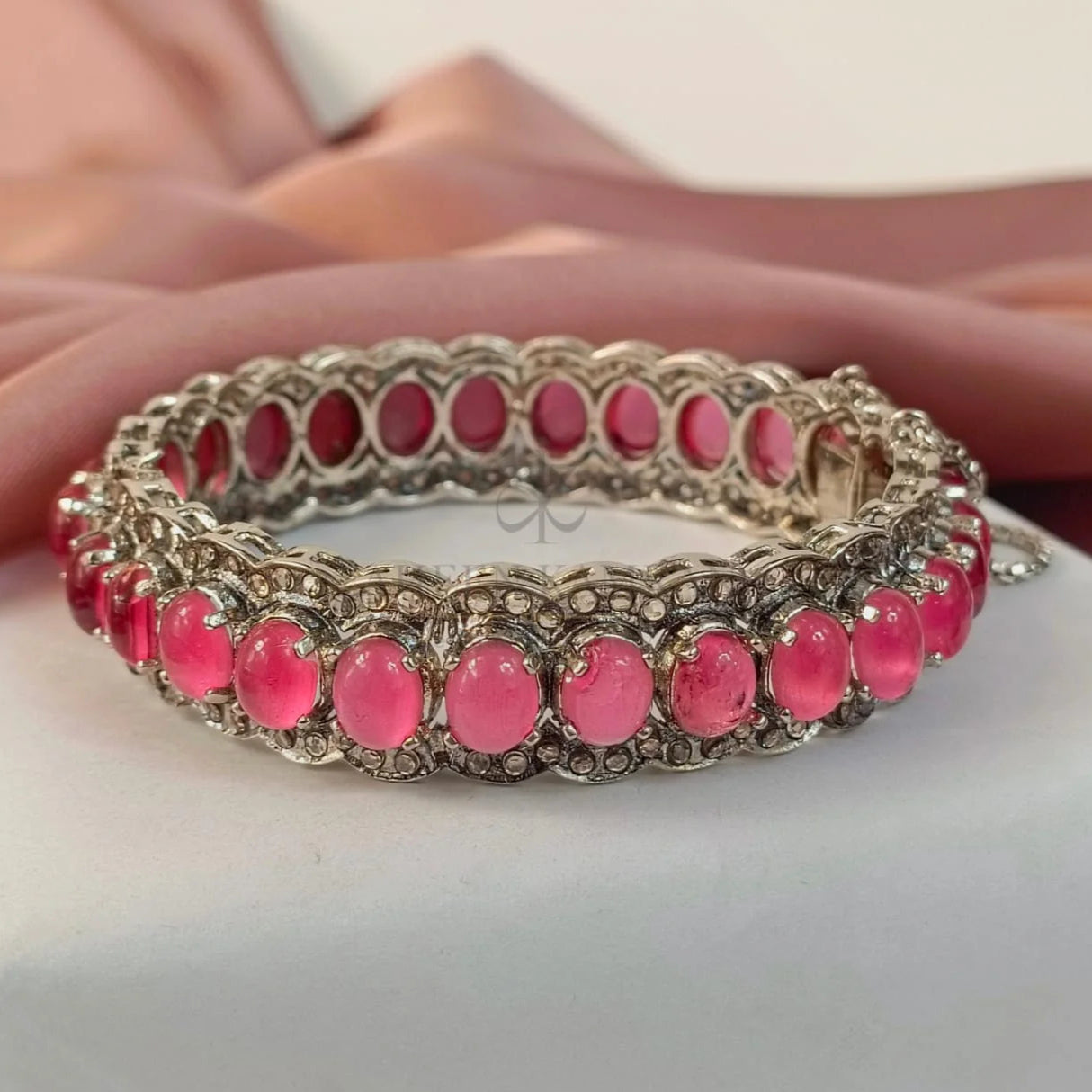 ZAHEEN KAMRAN - Pink Stones Bangle