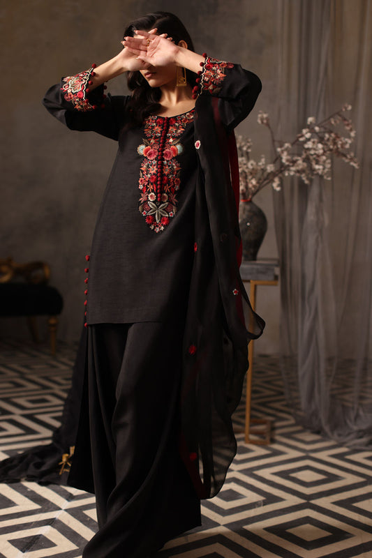 UZMA AFSHEEN - Liya